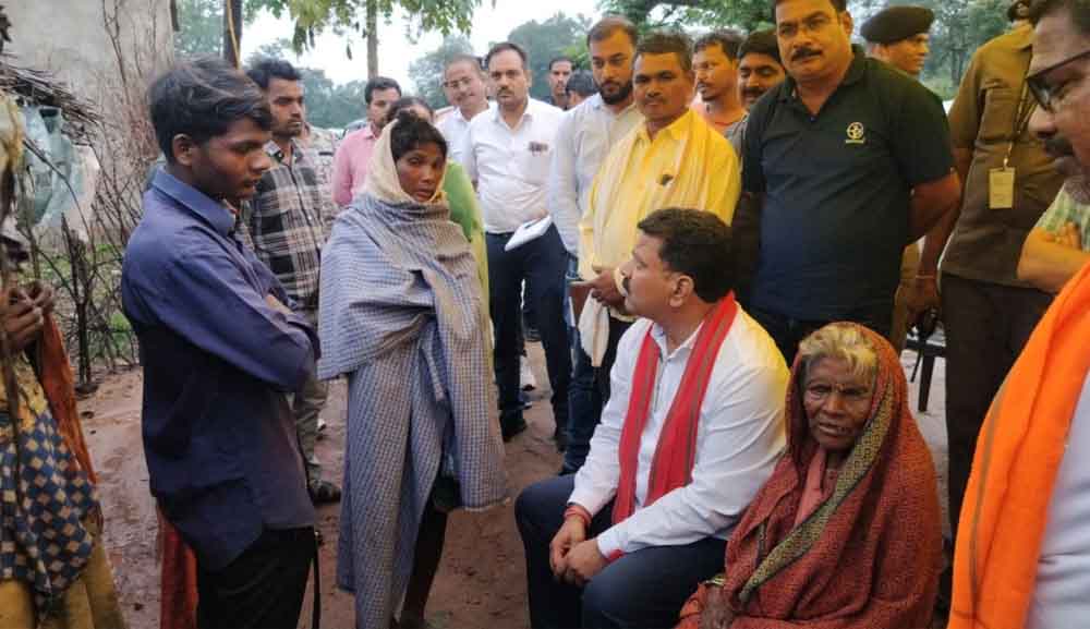 छत्तीसगढ़-कबीरधाम के बैगा बाहुल्य गांवों में पहुंचे उपमुख्यमंत्री विजय शर्मा