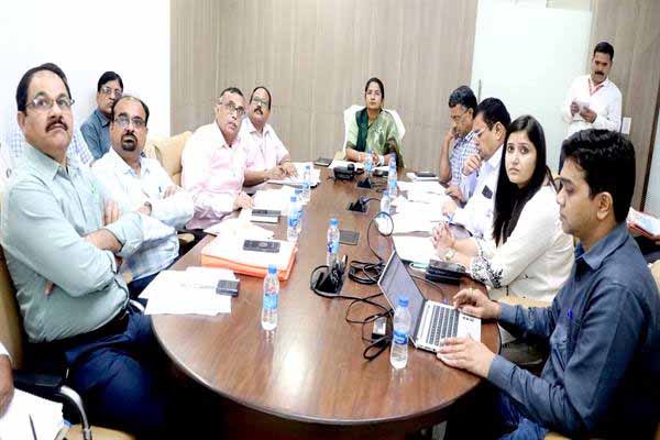 स्वच्छ भारत मिशन योजना में स्वीकृत कार्यों के निरीक्षण और भौतिक सत्यापन के निर्देश दिए: राज्यमंत्री श्रीमती बागरी