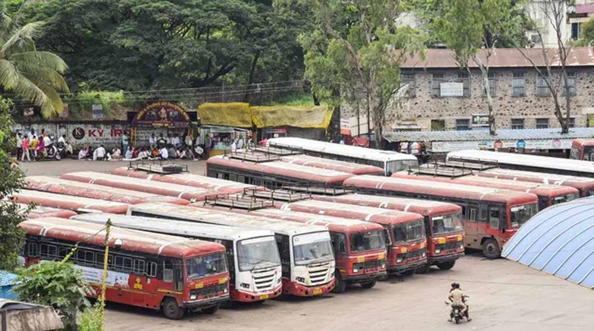 एमएसआरटीसी कर्मचारियों की राज्यव्यापी हड़ताल दूसरे दिन भी जारी,  63 डिपो पूरी तरह काम ठप