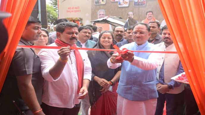 सीएम साय ने भारत की संकल्पना पर आधारित छाया चित्र प्रदर्शनी का शुभारंभ किया