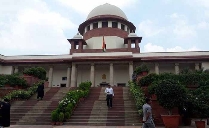किसी मामले में हिरासत में बंद आरोपी दूसरे मामले में अग्रिम जमानत पाने का हकदार है- Supreme Court