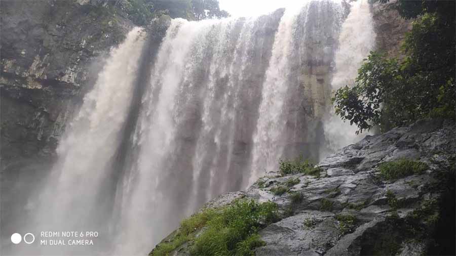 देवपहरी, परसखोला, केंदई, फुटहामुड़ा में उमड़ रही लोगों की भीड़