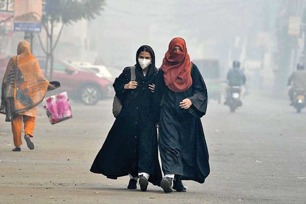 Air pollution का कहर… लाहौर का AQI 1900 के पार, डॉक्टर बोले लग सकता है लॉकडाउन