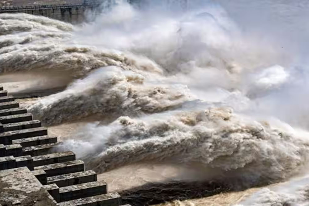 ब्रह्मपुत्र पर सबसे बड़ा बांध बनाने का चीन का ऐलान, धरती की स्‍पीड धीमी करने वाले थ्री जॉर्ज से भी ज्‍यादा शक्तिशाली, भारत को खतरा