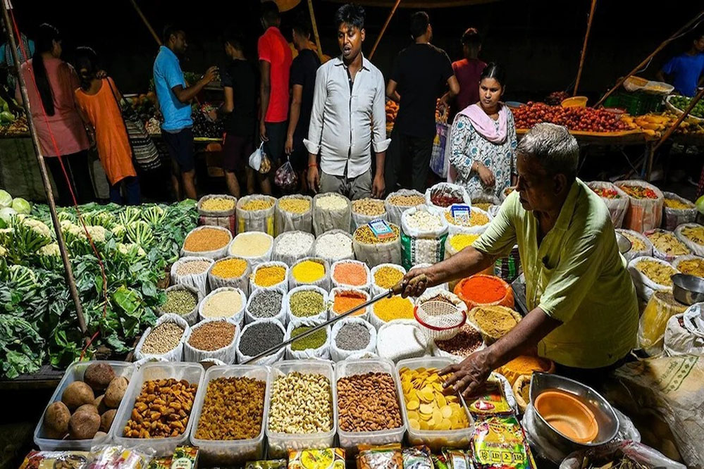 थम नहीं रही महंगाई! नए आंकड़े आम आदमी की चिंता बढ़ाने के लिए काफी, कब कम होगा जेब पर बोझ?