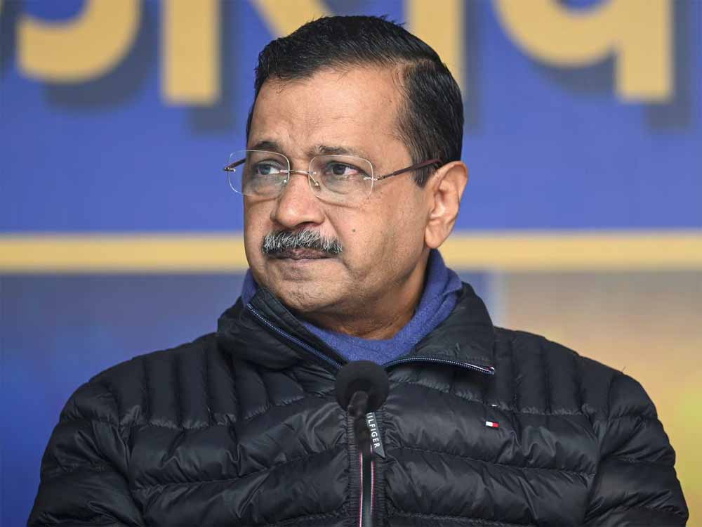 अरविंद केजरीवाल ने कहा- नई दिल्ली सीट पर बहुत बड़ा स्कैम, यूपी-बिहार से ला रहे लोग