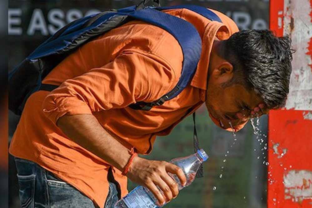 छत्तीसगढ़ में गर्मी ने अपने तेवर दिखाना शुरू कर दिया, आने वाले 48 घंटों में भीषण गर्मी से राहत की कोई उम्मीद नहीं