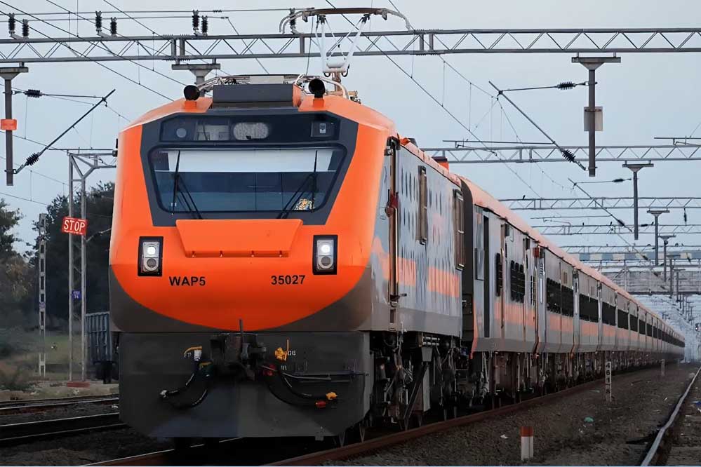 माननीय प्रधानमंत्री करेंगे अमृत भारत ट्रेन 2.0 का शुभारंभ