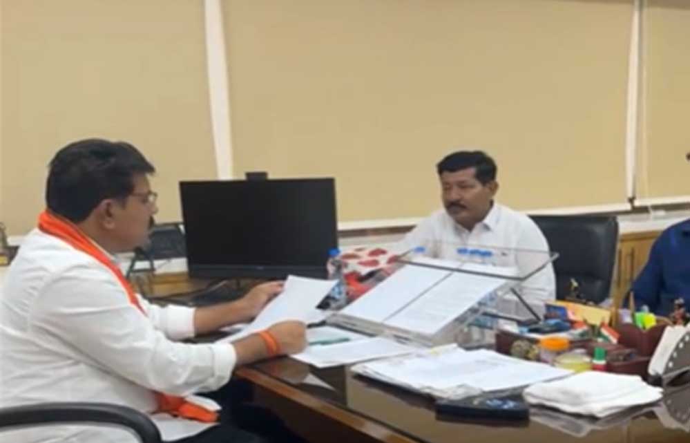 पाकिस्तान से आये सिंधी समाज के हिन्दुओं ने गृहमंत्री विजय शर्मा से लगाई गुहार…. वापस न भेजें