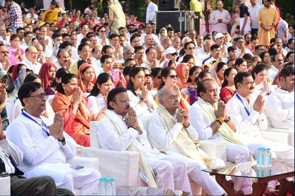 विश्व नवकार महामन्त्र दिवस पर रवीन्द्र भवन भोपाल में आयोजित कार्यक्रम में उप मुख्यमंत्री शुक्ल हुए शामिल