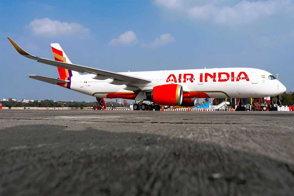 एयर इंडिया एक्सप्रेस श्रीनगर से और श्रीनगर के लिए यात्रा करने वाले अपने यात्रियों को पूरा सपोर्टन नहीं लेंगे कैंसिलेशन शुल्क