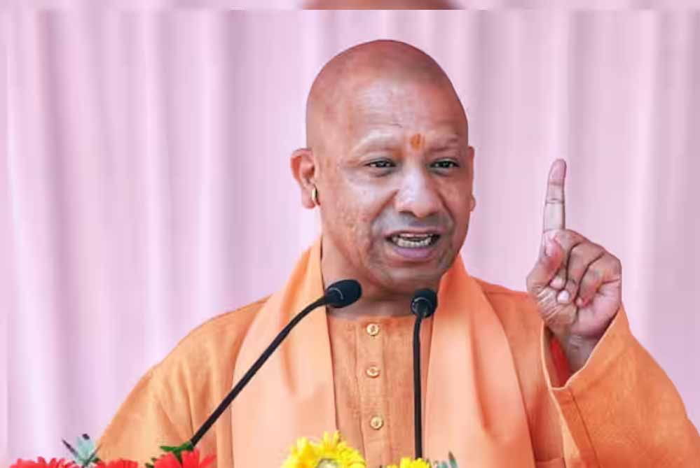 देवरिया से पहलगाम हमले पर दहाड़े CM योगी आदित्यनाथ, बोले  सपा के नेता हैं या पाकिस्तान के प्रवक्ता…